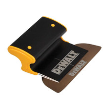 DEWALT DDW2907 Drywall Skimmer 7in