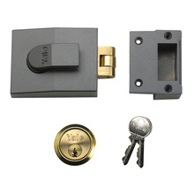 YAL81DMGPB Yale Locks 81 Rollerbolt Nightlatch 60mm Backset DMG Finish Box