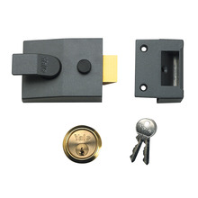 YAL88DMGSC Yale Locks 88 Standard Nightlatch 60mm Backset DMG Finish Satin Chrome Cylinder Box