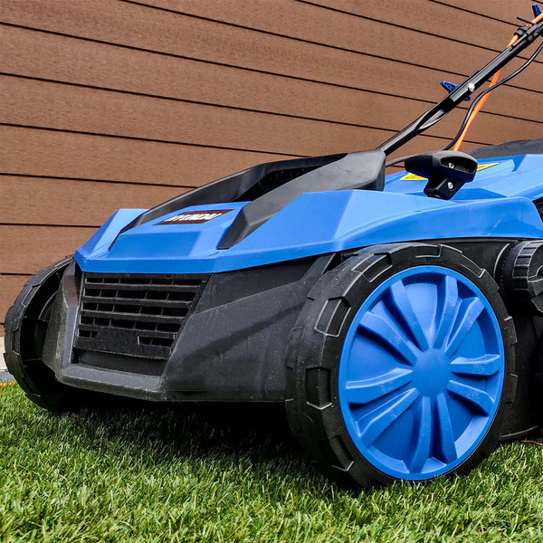 Hyundai 1600W 15'' 38cm Artificial Grass Sweeper Multi-use Brush 45L Collection Bag| HYSW1600E