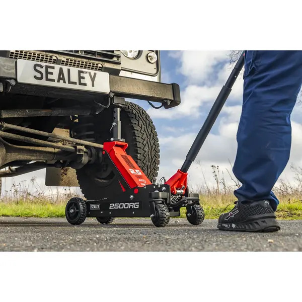 Sealey 2500RG Big Wheel Hybrid Trolley Jack for Off-Road Vehicles, SUVs, Vans & 4x4s with Super Rocket Lift 2.5 Tonne