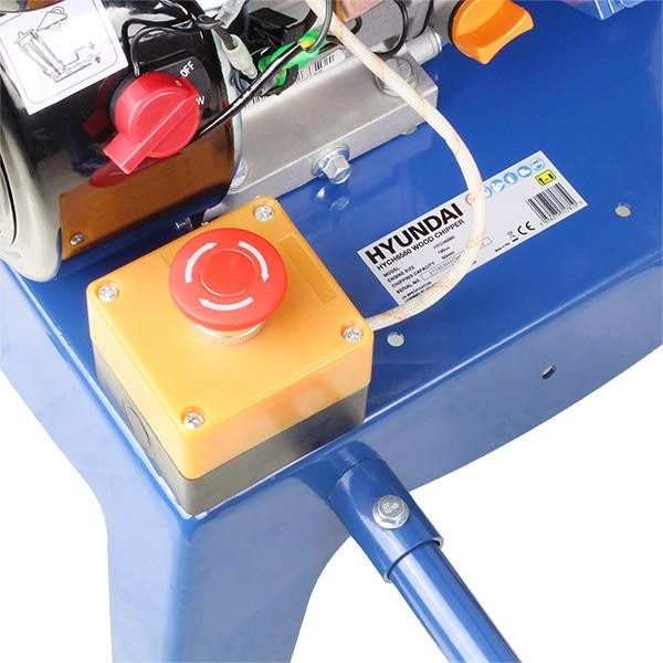 Hyundai HYCH6560 212 cc 60mm Petrol 4-Stroke Garden Wood Chipper Shredder