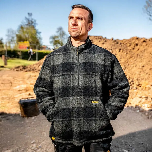 DEWALT DEANSWAY XL Deansway 1/4 Zip Check Printed Sherpa Fleece Extra Large