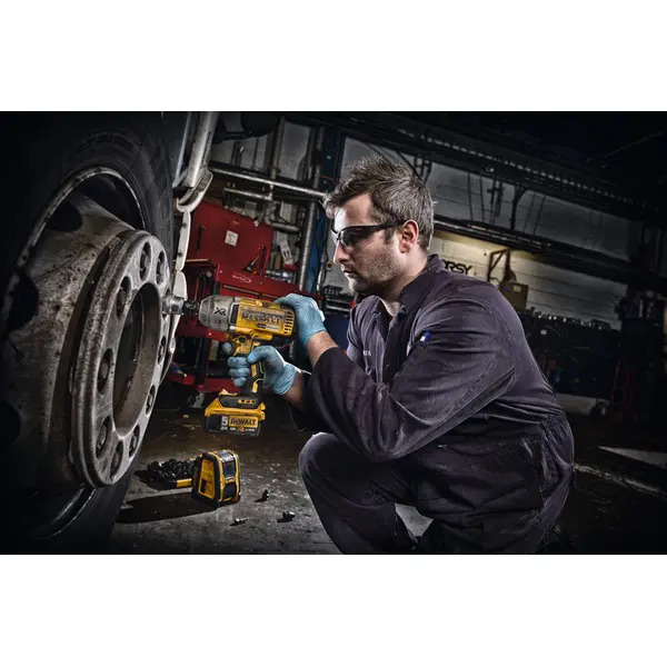 DeWalt DCF899N 18V XR 1/2