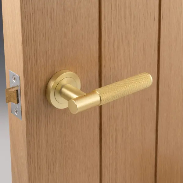 Eclipse 62233 Knurled Lever on Rose - Satin Brass - Pair