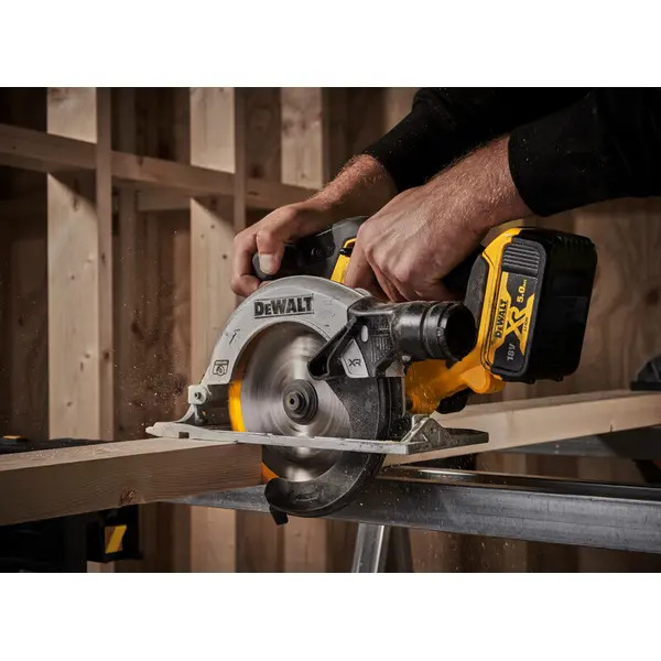 DeWalt DCS565N-XJ 18v 165mm XR Brushless Circular Saw Bare Unit
