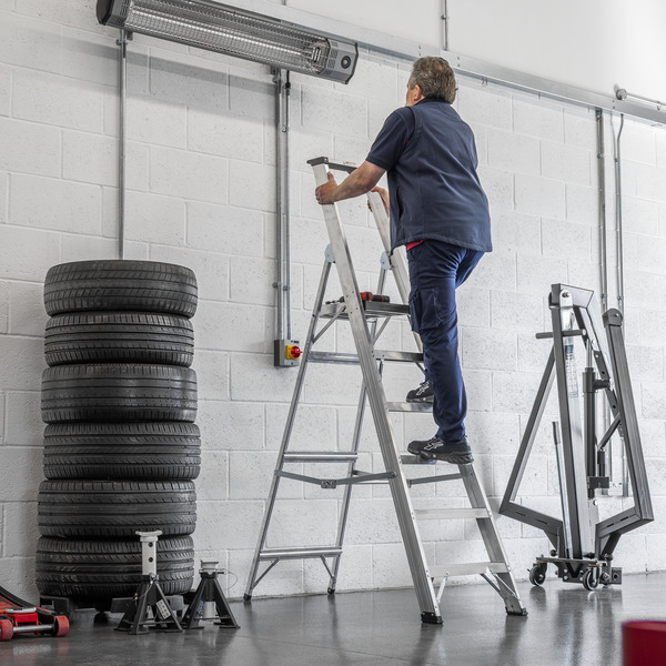 Sealey Industrial Step Ladder 6-Tread Aluminium - EN 131