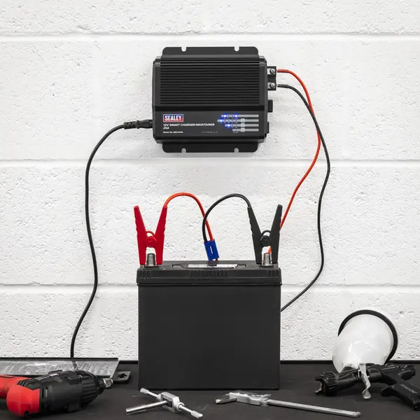 Sealey BSCU25A 12V Smart Charger/Maintainer 25A