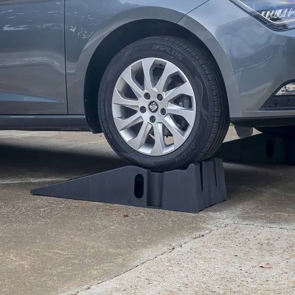 Sealey CAR3000C Car Ramps 1.5 Tonne Capacity per Ramp 3 Tonne Capacity per Pair
