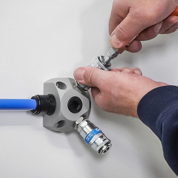 Sealey CAS12WB John Guest&reg; Wall Box 3 x 1/2