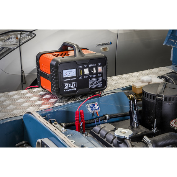 Sealey CHARGE110 12/24V Battery Charger 14A 230V