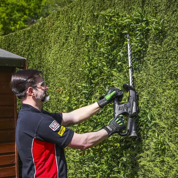 Sealey CP108VHT SV10.8 Series Cordless Hedge Trimmer Kit 10.8V 2Ah