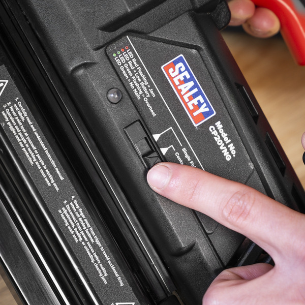 Sealey CP20VNGKIT SV20 Series Cordless Nail/Staple Gun Kit 18G 20V - 2 Batteries
