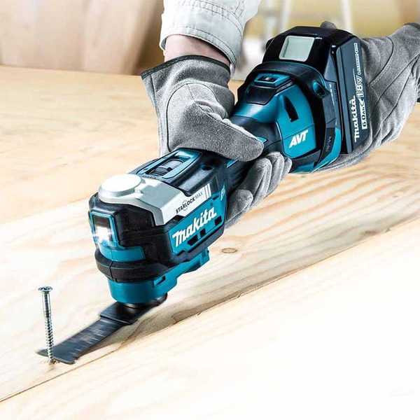Makita DTM52Z 18V LXT BL Starlock Max Multi Tool Bare Unit