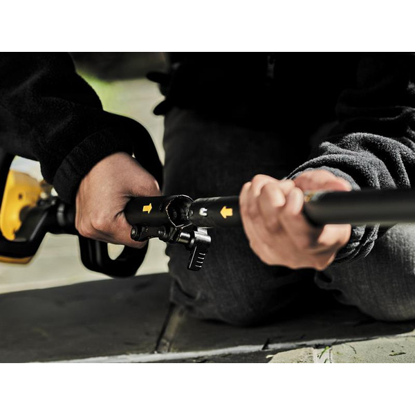 DeWALT DEWDAS5713X1 Power Tools DCMAS5713X1 XR FlexVolt Split Boom System + Grass Trimmer 54V 1 x 3.0Ah Li-ion