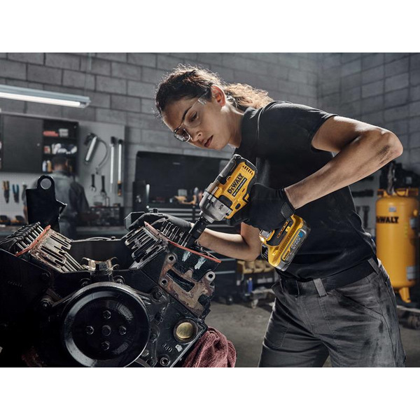 DeWALT DCF891H2T XR BL 1/2in HR Anvil Impact Wrench 18V 2 x 5.0Ah POWERSTACK