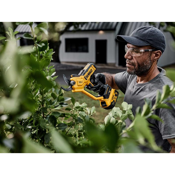 DeWALT DEWDCMP568P1 DCMPP568P1 XR Pruner 18V 1 x 5.0Ah Li-ion