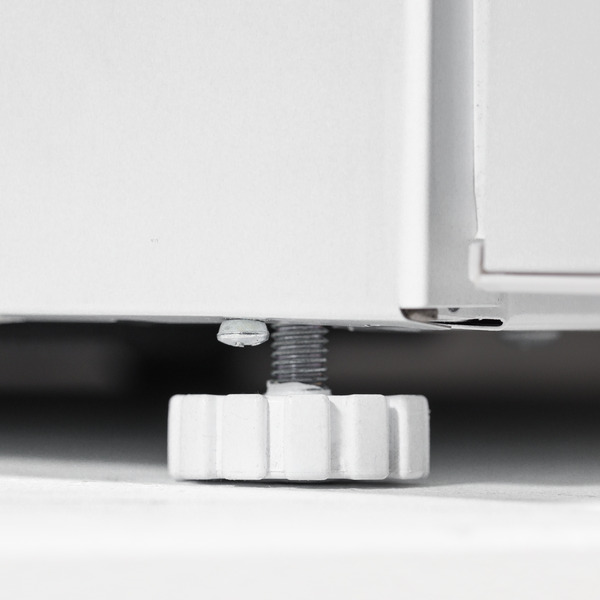 Sealey DH256 Baridi Tabletop Fridge with Ice Box, 46L Capacity, Adjustable Thermostat - White