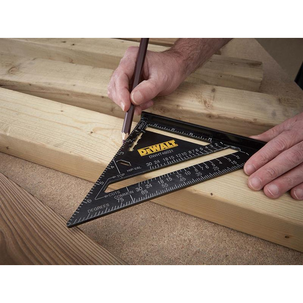 DeWALT DHT046031 Hand Tools Rafter Layout Square 7in