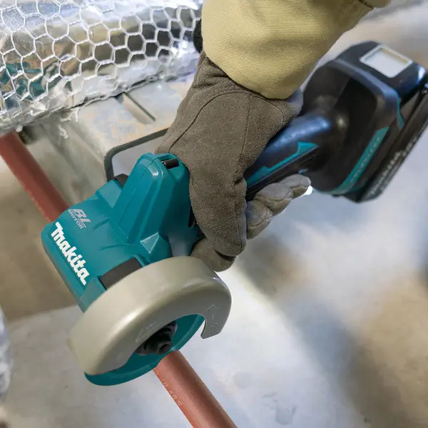 Makita DMC300Z LXT Compact Cut-off Saw 18V Bare Unit