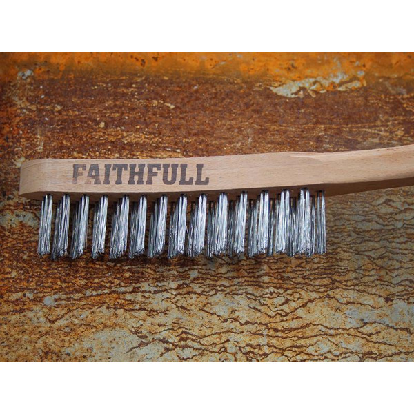Faithfull Lightweight Scratch Brush, Three Row