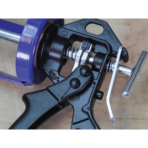 Faithfull Pointing Gun Kit (Mortar & Cement)