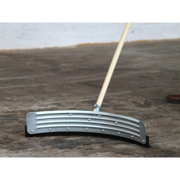 Heavy-Duty Curved Yard Squeegee 30in (762mm)