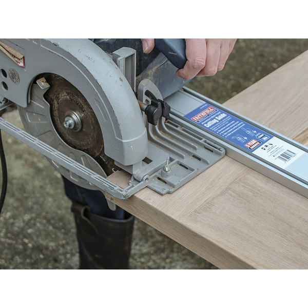Aluminium Wide Track Cutting Guide 900mm (36in)