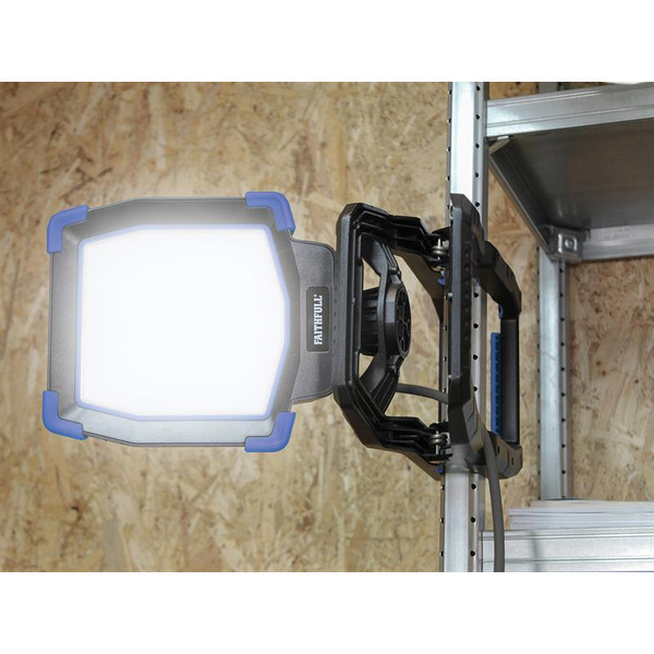 Faithfull FPPCLIP40W Power Plus LED Clip Light 40W 240V