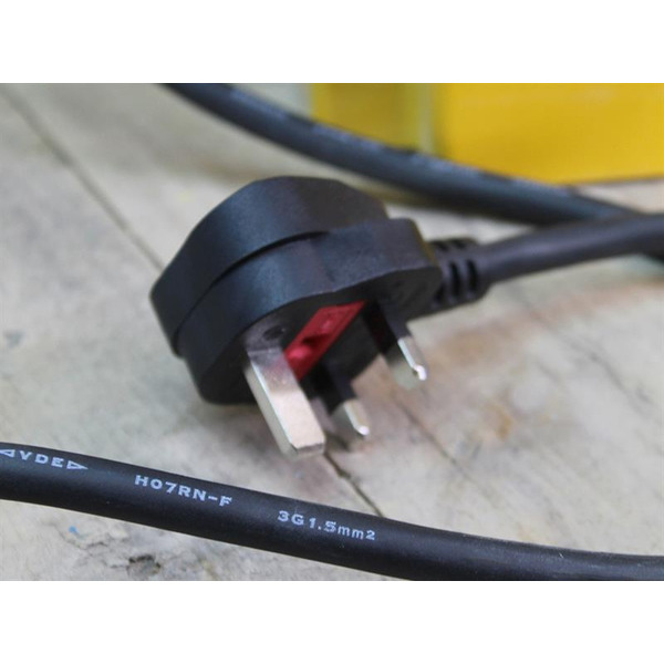 Faithfull FPPTRAN33A Power Plus Transformer 3.3kVA Dual Socket