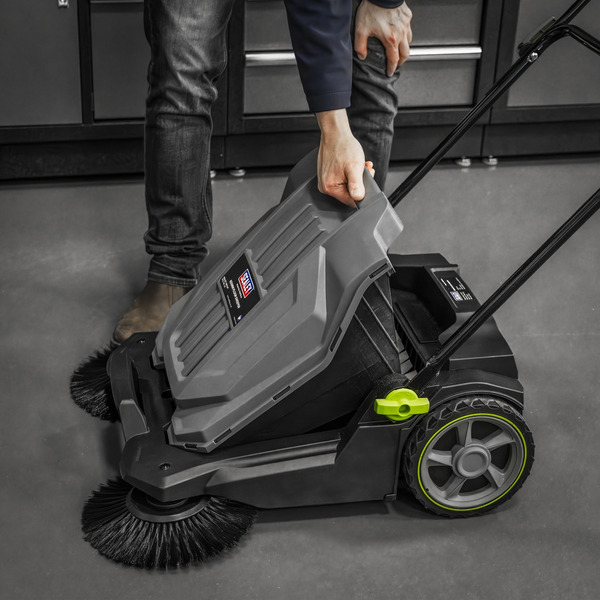 Sealey FSW70 Floor Sweeper 650mm