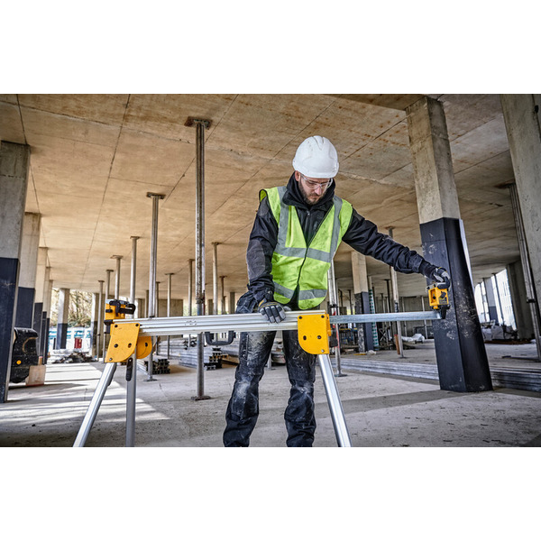 DeWalt DE7033 Heavy Duty Short Beam Leg Stand