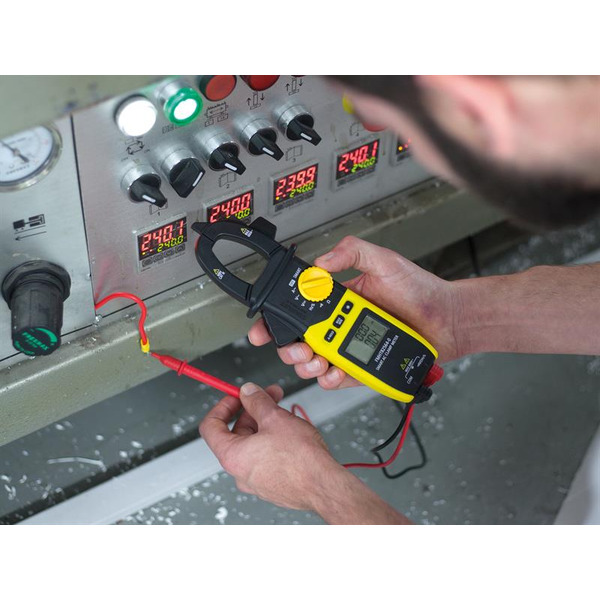 FatMax® Smart Clamp Digital Multimeter
