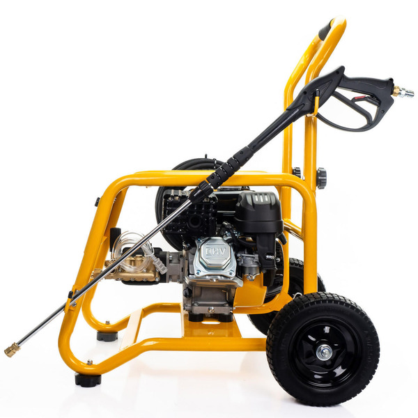 JCB Petrol Pressure Washer 3100psi / 213bar, 224cc JCB engine, Triplex AR pump, 10.7L/min flow rate & 18 Rotary Flat Surface Cleaner | JCB-PW7532P+85.403.005