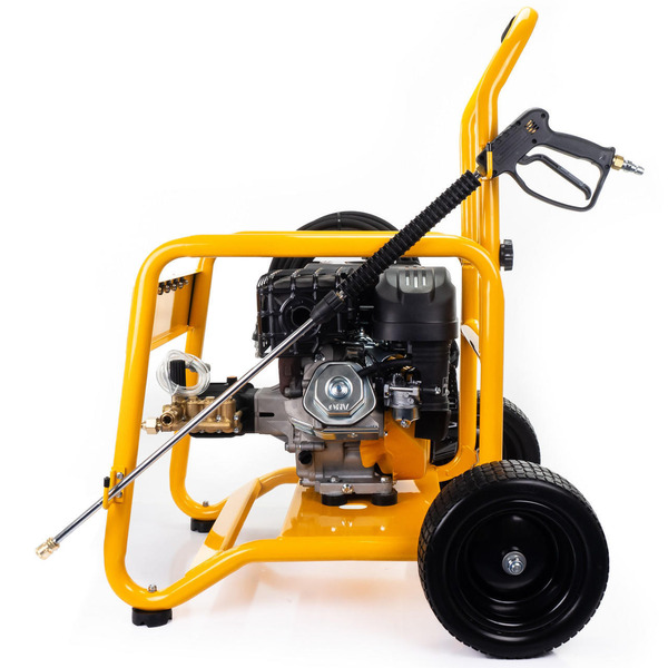 JCB Petrol Pressure Washer 4000psi / 276bar, 457cc JCB engine, Triplex AR pump, 15L/min flow rate & 20 Stainless Steel Flat Surface Cleaner | JCB-PW15040P+85.403.009