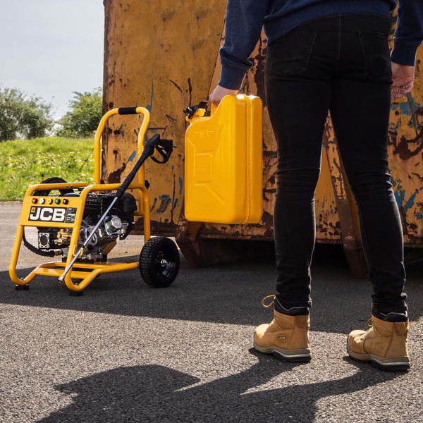 JCB 10L Jerry Can, Heavy-Duty 0.8mm Steel | JCBJCAN10