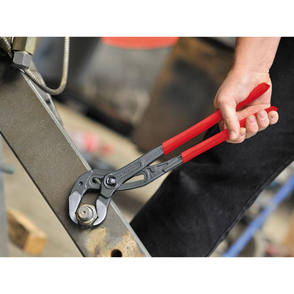 87 01 400 Cobra® XL Pipe Wrench & Water Pump Pliers Plastic Coated Grip 400mm
