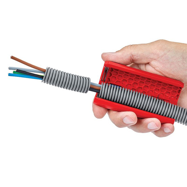 90 22 01 TwistCut® Corrugated Pipe Cutter 13-32mm
