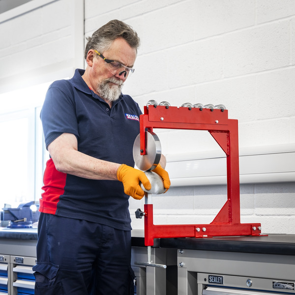 Sealey MW21 Small English Wheel for Sheet Metal Shaping/Forming & Car Body Repair