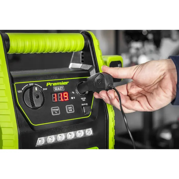Sealey PRS4400 Premier 12/24V RoadStart&reg; Jump Starter 4400A Peak Amps