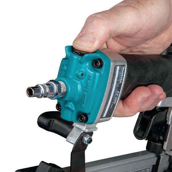 Makita AF506 Pneumatic First Fix 18Ga Brad Nailer