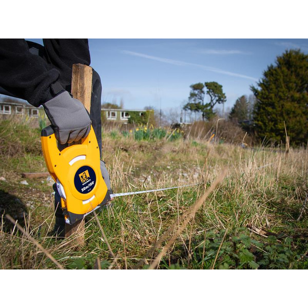 Roughneck ROU43320 Open Long Fibreglass Tape 30m (100ft) (Width 15mm)