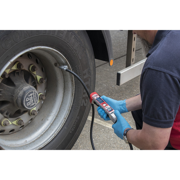 Sealey SA37/94 PCL Professional Tyre Inflator with 2.5m Hose & Clip-On Connector