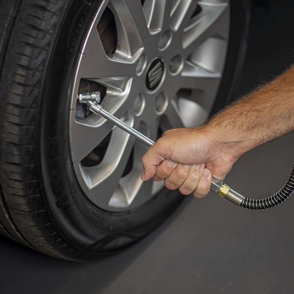 Sealey SA371 Tyre Inflator with 0.5m Hose & Twin Push-On Connector