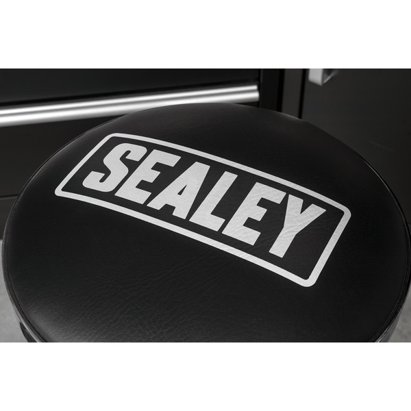 Sealey SCR17 Pneumatic Stool Heavy-Duty Workshop with Adjustable Height Swivel Seat