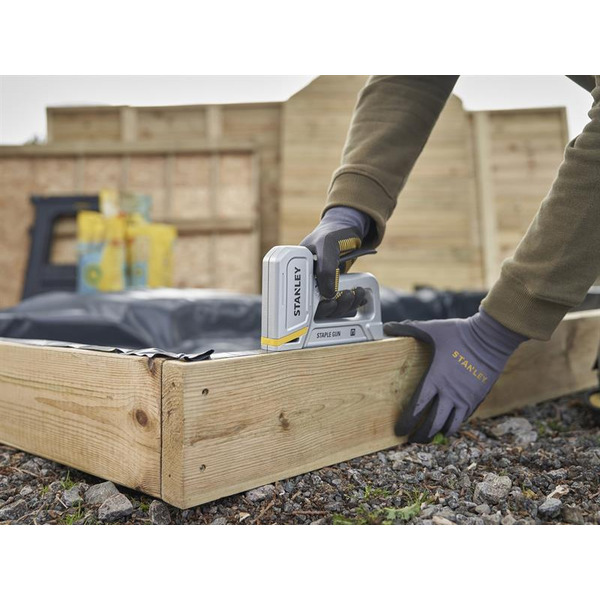 Heavy-Duty Staple Gun