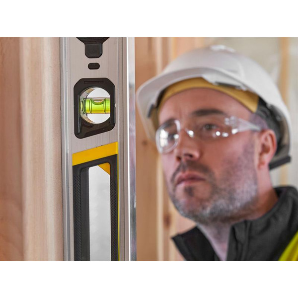 STANLEY® STA143676 Hand Tools FATMAX® XTREME™ Box Beam Level 120cm
