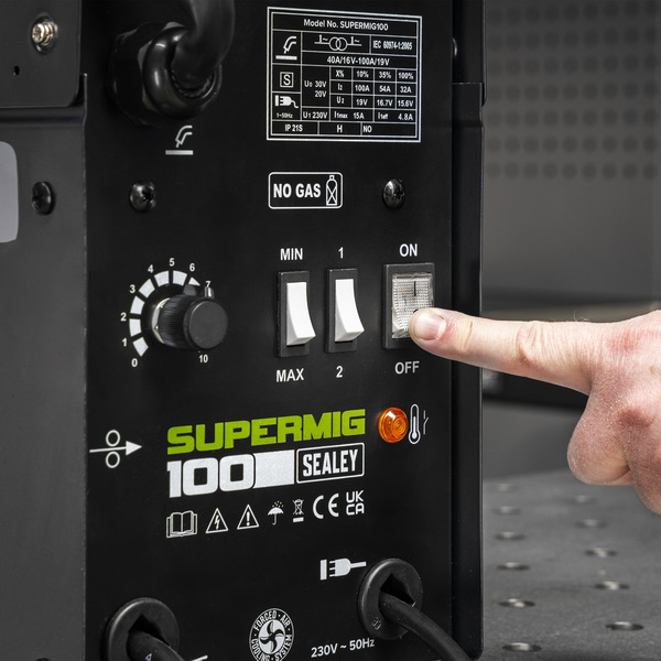 Gasless MIG Welder 100A 230V