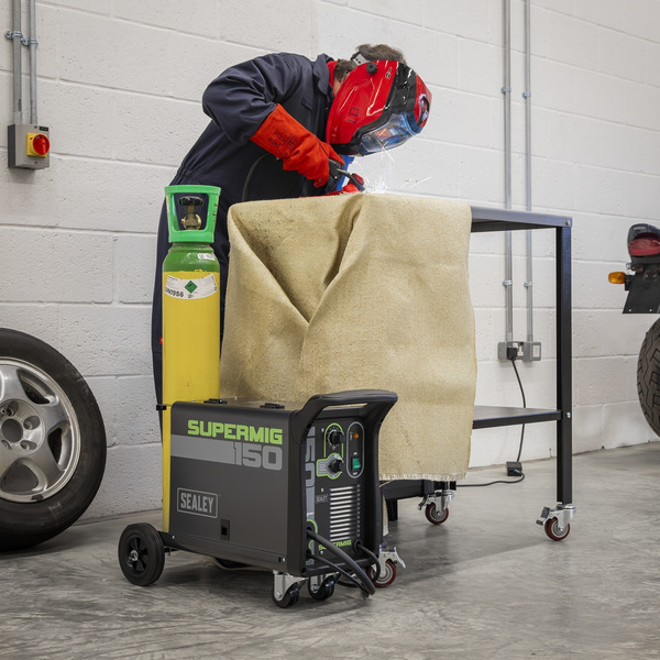 Sealey Gas/Gasless MIG Welder 150A 230V