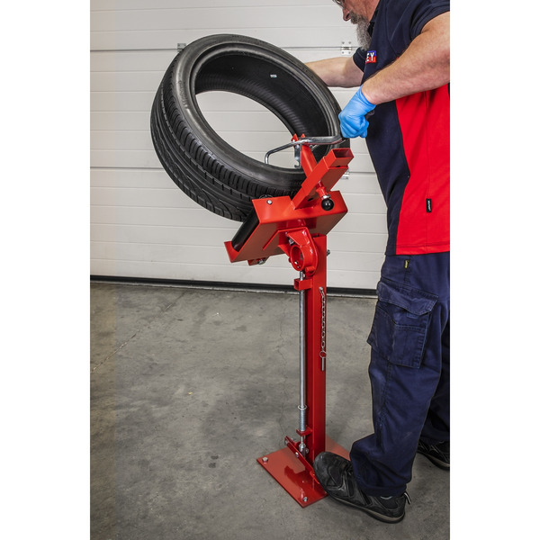 Sealey Manual Tyre Spreader with Stand